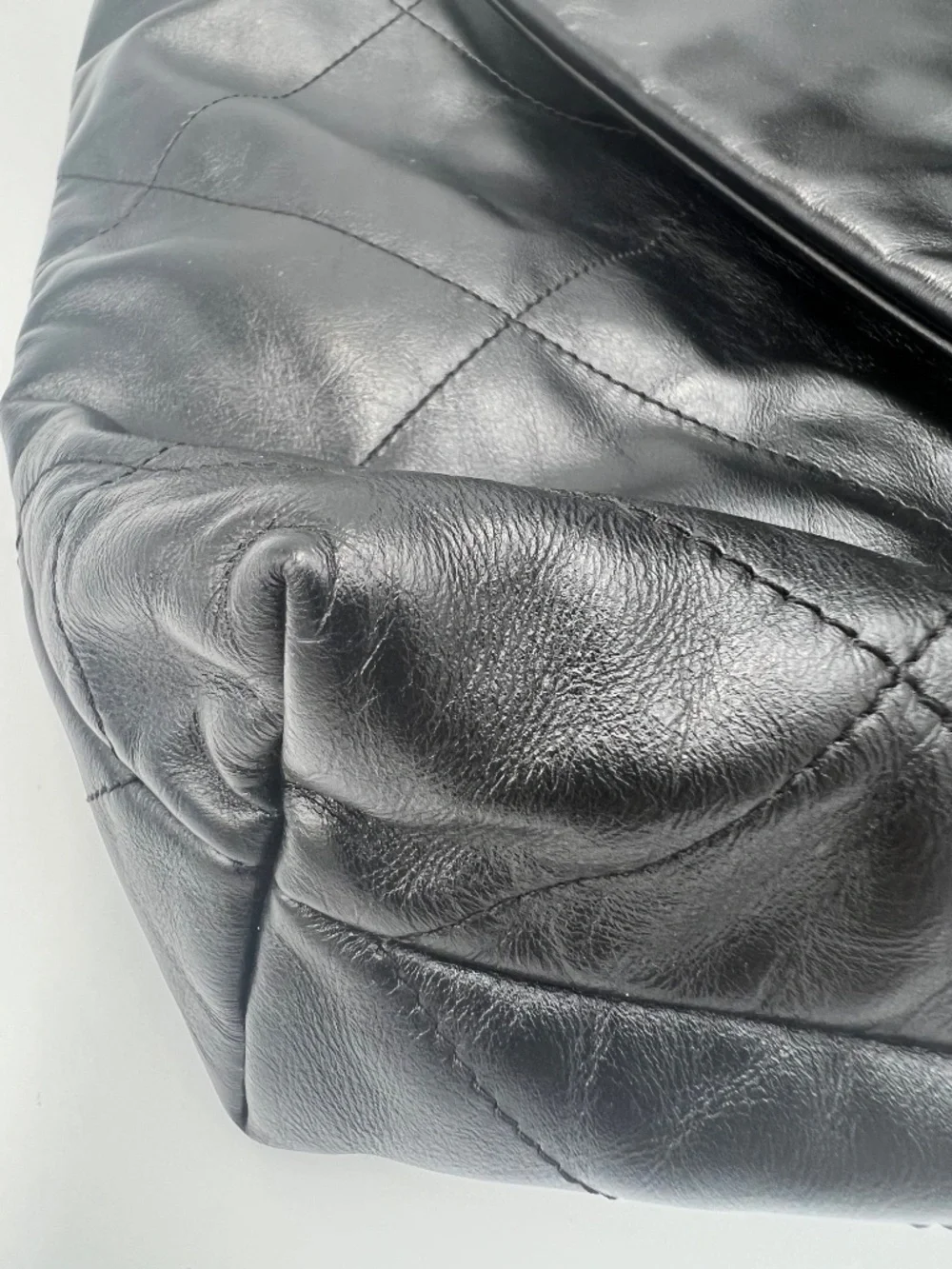 CHANEL Calfskin Quilted Chanel 22 Black